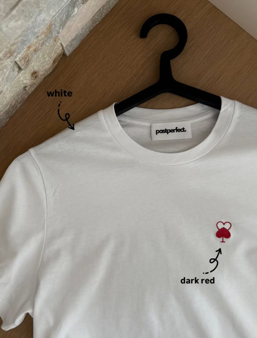 PASTPERFECT. T-SHIRT