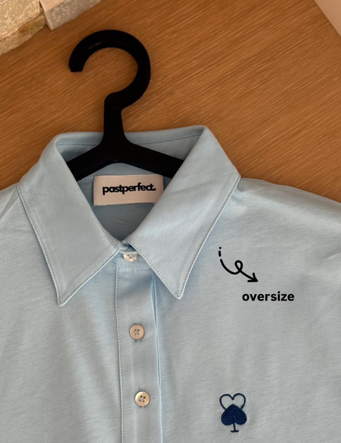 PASTPERFECT. POLOSHIRT